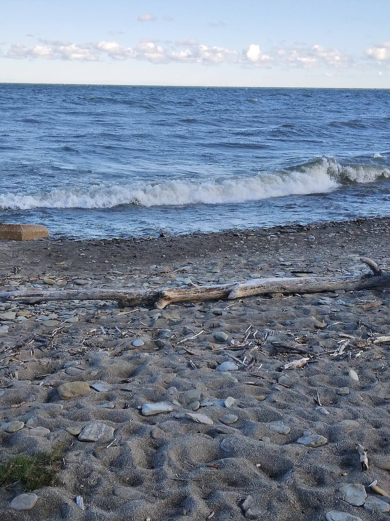 Lake Erie shoreline Walnut Creek marina Fairview, PA. USA