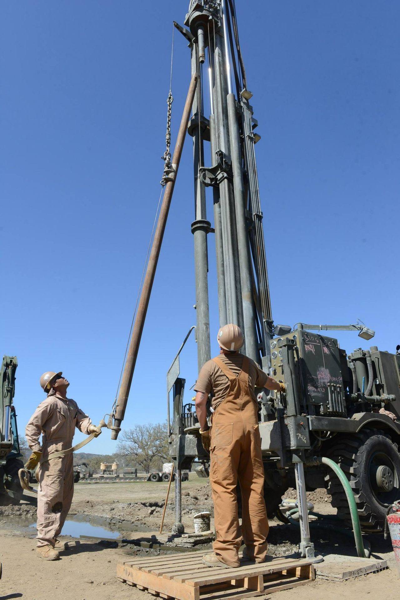 NMCB 4 Water Well Drilling Team conducts operations in Field Training Exercise 140319-N-RQ315-004